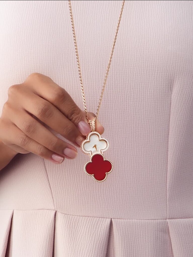 アルハンブラ シークレット ペンダント ウォッチ 18K ローズ ゴールド