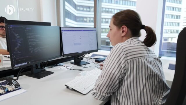 Berufe rund um knstliche Intelligenz | BERUFE.TV | Bundesagentur fr Arbeit