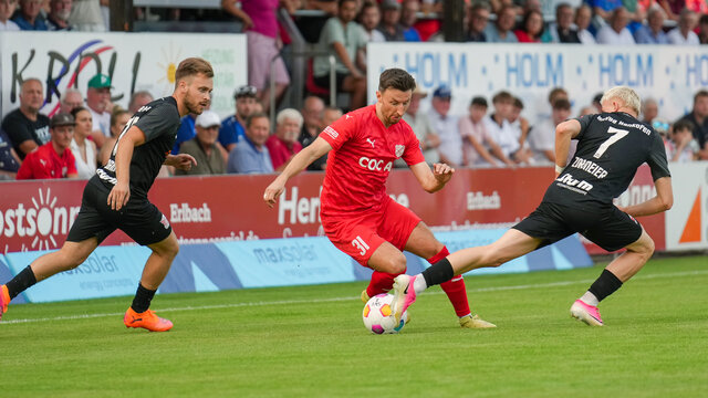 Statement: Erlbach gewinnt Eröffnungsspiel der Bayernliga Süd klar