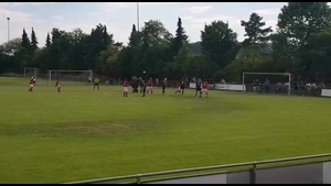 Freistoßtor Yannik Hörning