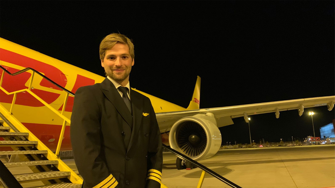Career as a Pilot | DHL | Germany
