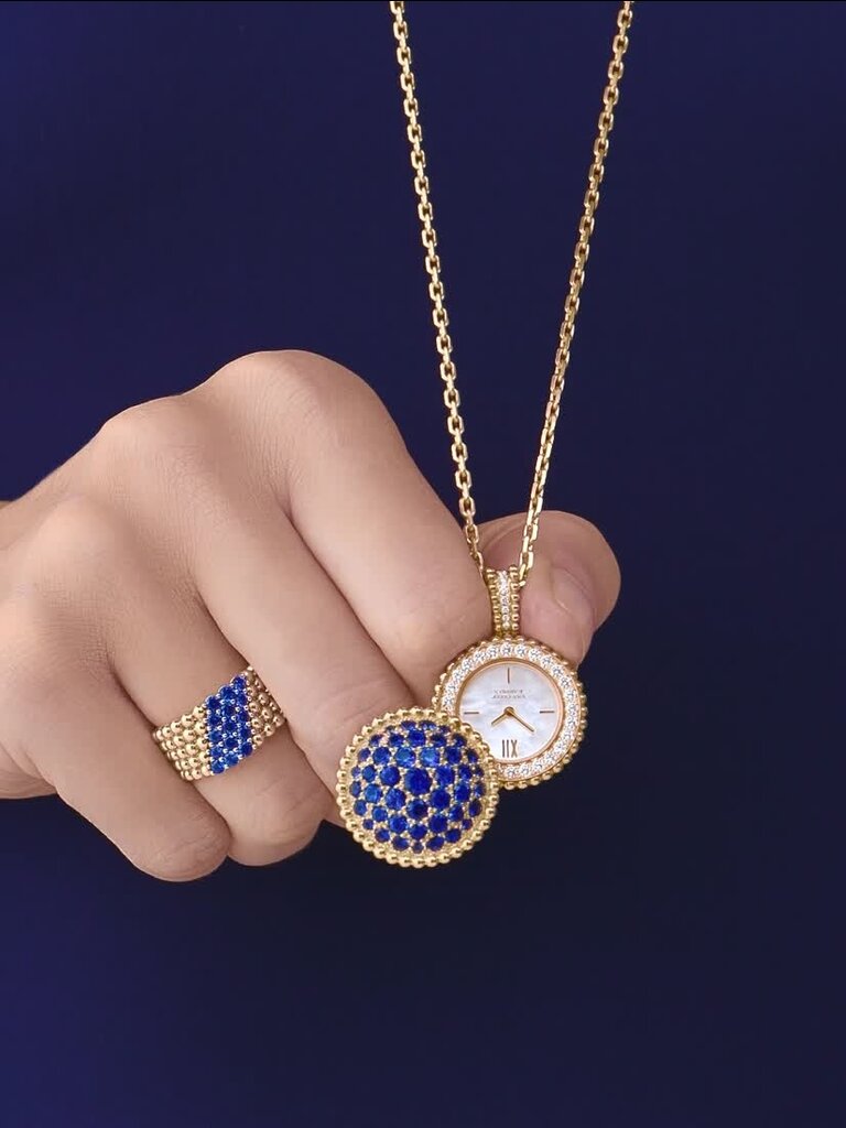 Perlée secret pendant watch 18K yellow gold, Diamond, Mother-of