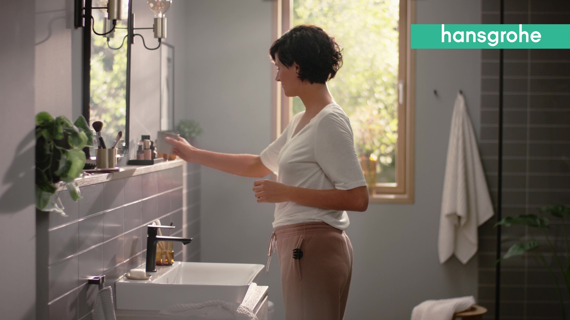 Produktbild von Hansgrohe Rebris E Waschtischarmatur 110, Schwarz Matt 72557670 | BÄDERMAXX