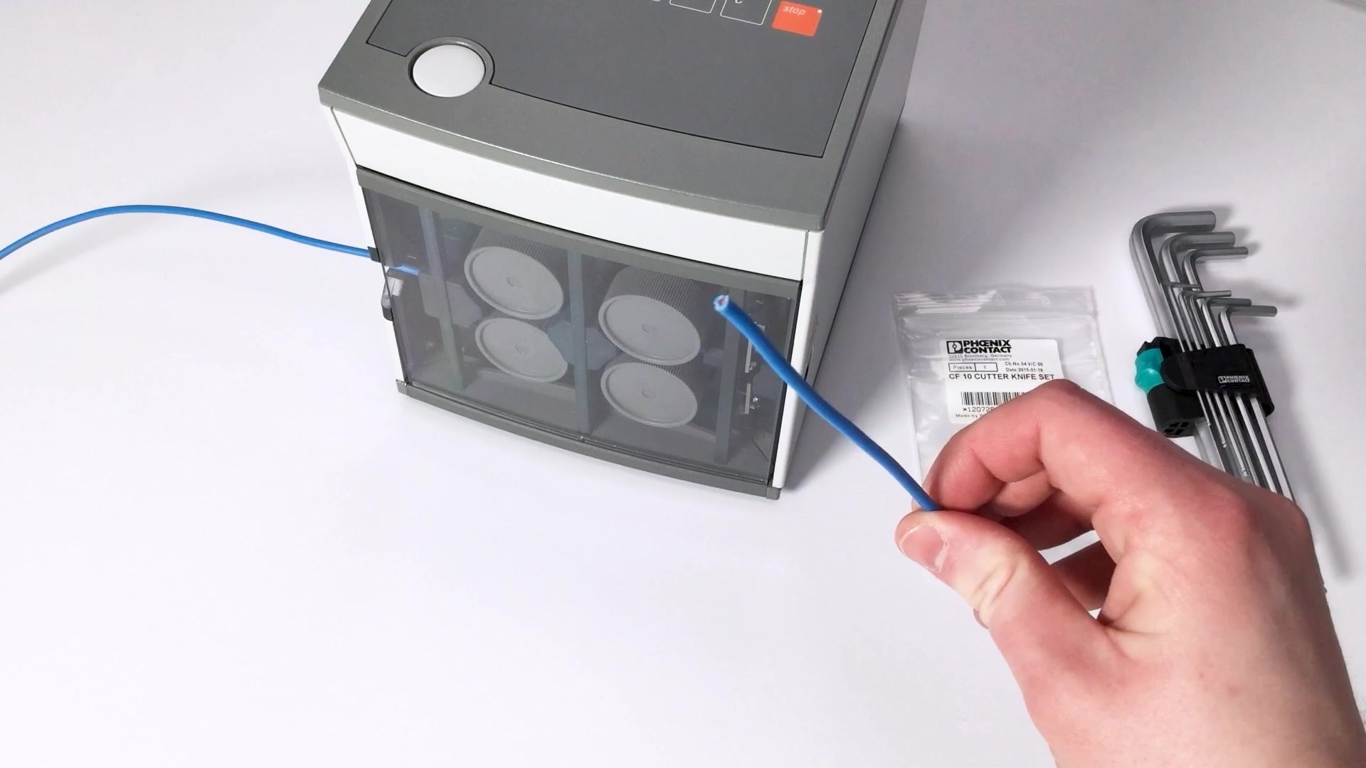 新品 Ranee ハロゲン 電気グリル SWG-1300H グリル 電気式 電源100V 卓上 アウトドア 焼肉 バーベキュー ホットプレート 鉄板 網 14-15234 美品】Ranee ハロゲン電気グリル 焼肉無煙ロースター SWG-1300H